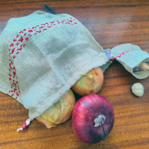 Linen Pantry Pouches with Onions and Garlic