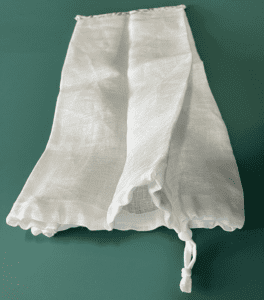 Reusable linen produce bag with elastic drawstring