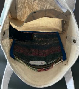Insert snapped into DEI Tote