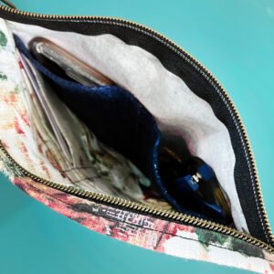 Pockets and CC slots inside Snap-in Zippered Insert